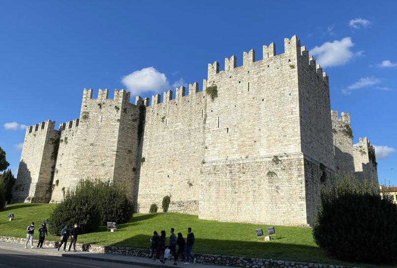 Castello dell'Imperatore, Italy